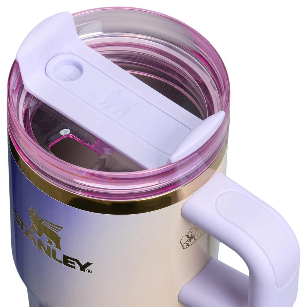 Car-Cup Friendly The Wicked for Good Quencher H2.0 Flowstate Tumbler D247R - 40oz Large Capacity Car-Cup Friendly Quencher Detail