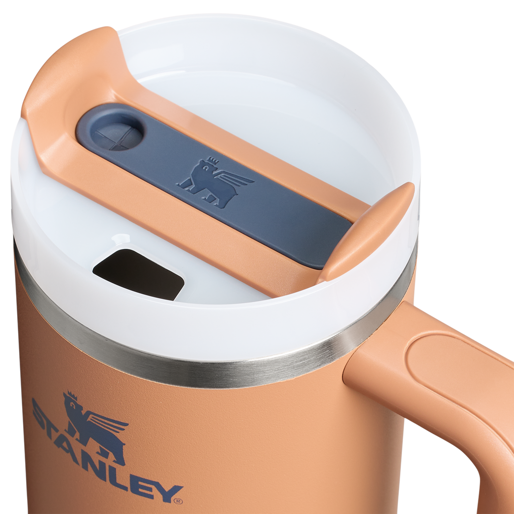 Double-Wall Vacuum The Quencher H2.0 Flowstate Tumbler | Stanley Create D331C - 40oz Large Capacity Car-Cup Friendly Quencher Detail