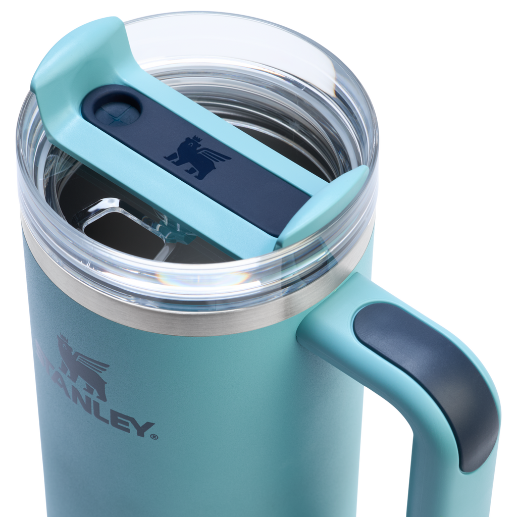 Double-Wall Vacuum The Quencher H2.0 Flowstate Tumbler | Stanley Create D331C - 40oz Large Capacity Car-Cup Friendly Quencher Detail