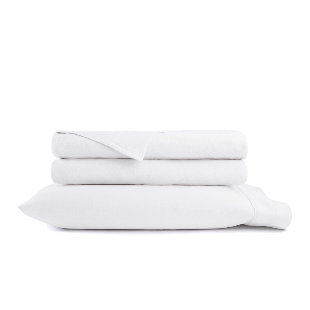 Wrinkle-Resistant 100% Cotton Flannel Bed Sheets Set for Full Size Bedding in White - Luxury Bed Sheet Set with Deep Pockets Detail