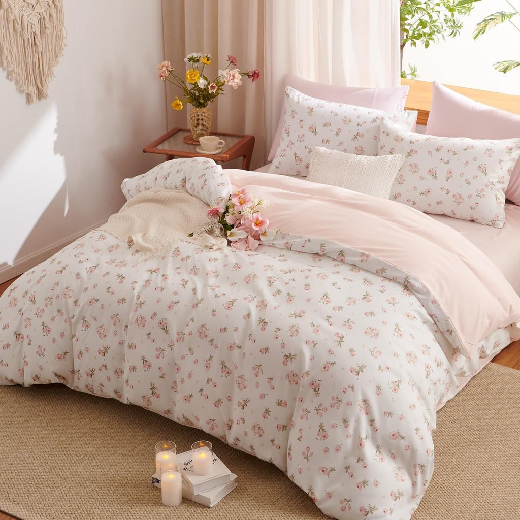 Fluffy Down Alternative Pink loyalty Floral Comforter Queen Sets, 3 Pieces Chic Botanical Pink White Floral Reversible Comforter for All Season - Luxurious Quilted Duvet Cover Set Detail