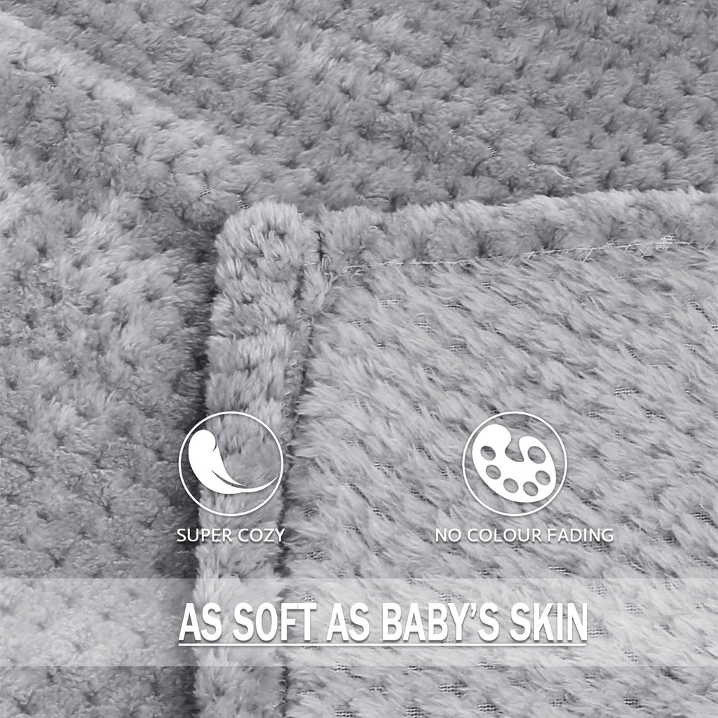 Decorative Knitted Waffle Textured Extra Large Fleece Blanket, Super Soft and Warm Throw Blanket for Couch, Sofa and Bed (Light Grey, 50... - Super Soft Reversible Sherpa Flannel Blanket Detail