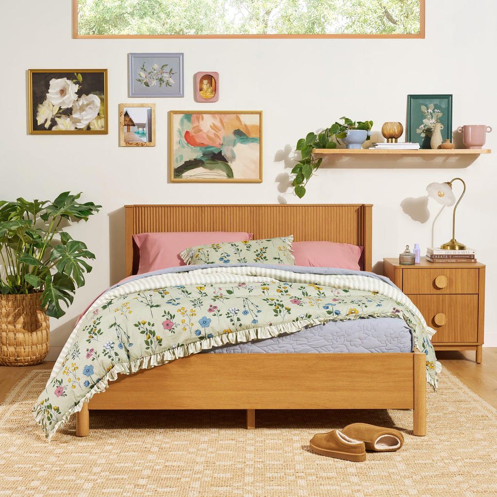 Luxurious Quilted 100% Cotton Botanical 3-Piece Sage Green Comforter Set, Full/Queen - Luxurious Quilted Duvet Cover Set Detail