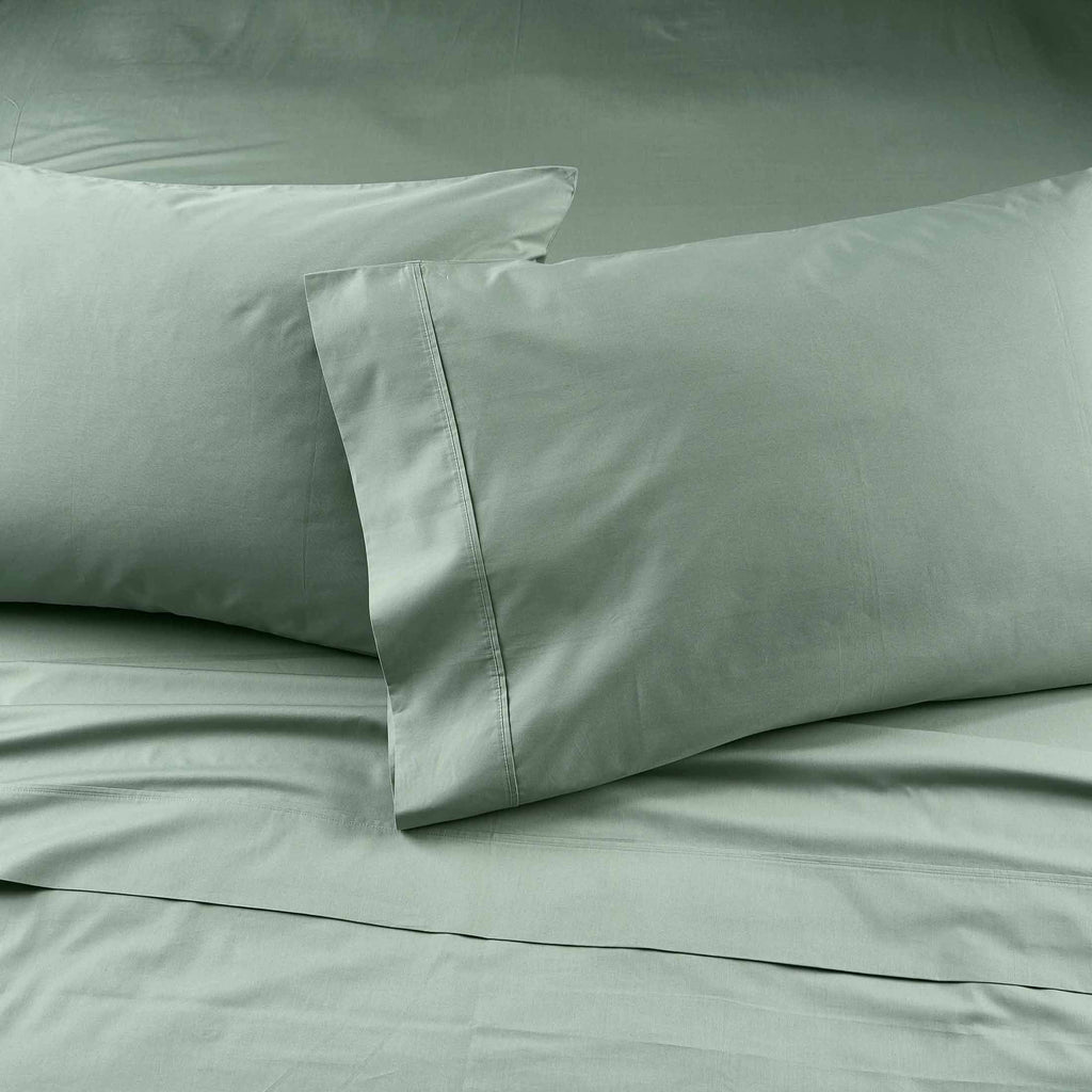 Cooling Sateen Cool & Crisp 4-Piece 300 Thread Count Green River Cotton Percale Sheet Set, Queen - Premium Ultra-Soft Pillowcase Pair for Sleeping Detail