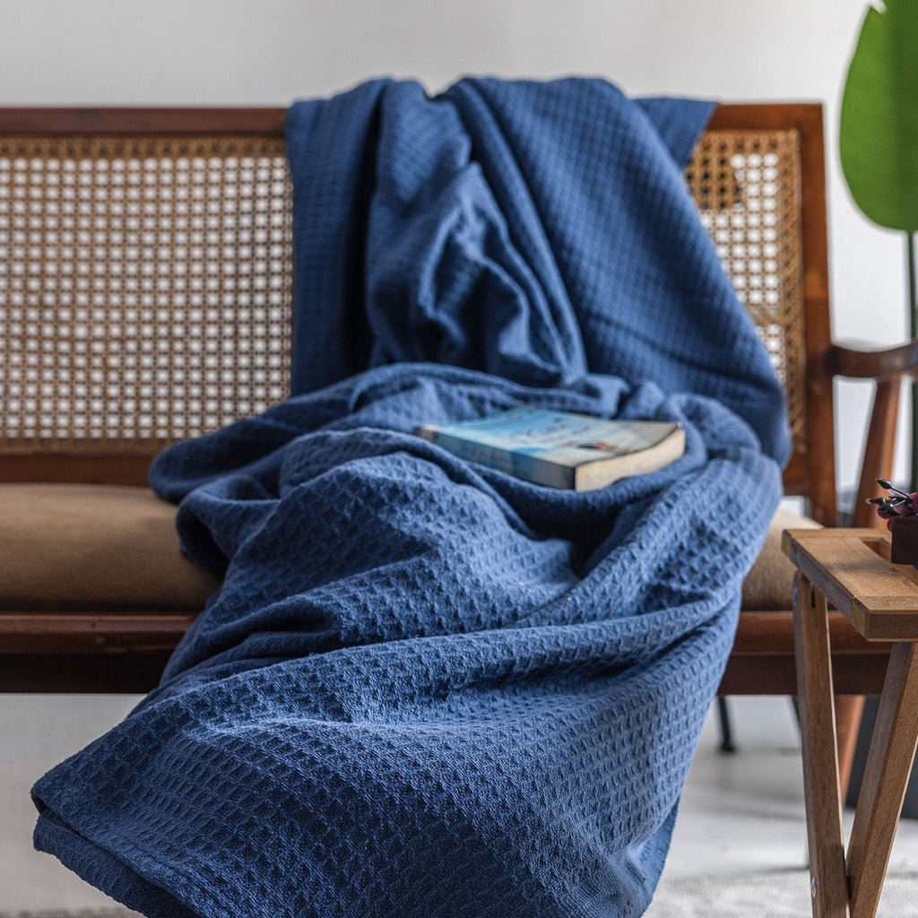 Reversible Sherpa Twin Waffle Throw Blanket for Couch (68" x 92"), 100% Cotton Throw Blankets for Bed, Waffle Blanket for Bed (Navy) - Lightweight Plush Warm Blanket for All Seasons Detail