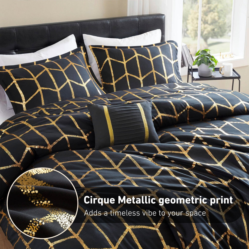 Heavyweight Warmth Full/Queen Size Comforter Set, 4-Piece Bedding Set for All Seasons, Geometric Metallic Comforter Bed Set with Decor P... - Luxurious Quilted Duvet Cover Set Detail
