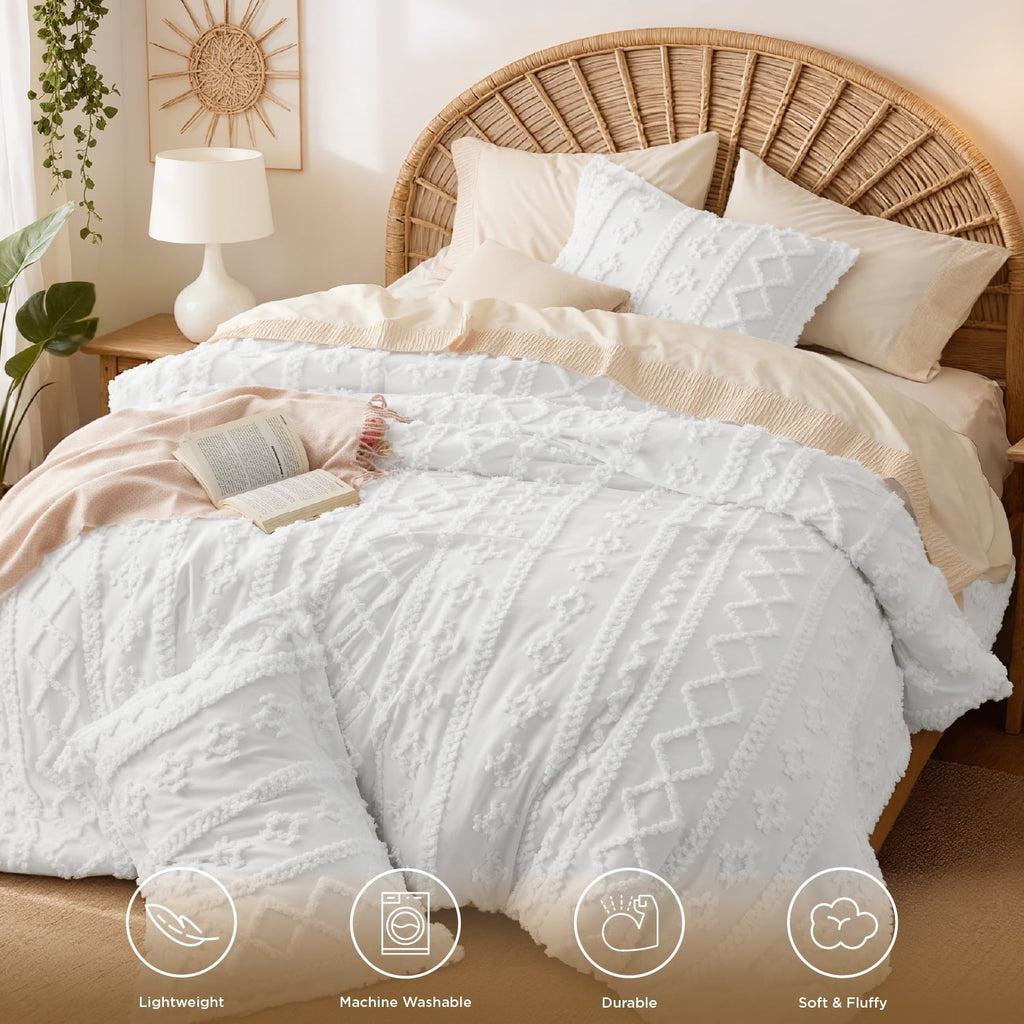 Luxurious Quilted Tufted Boho Comforter Set, 2 Pieces Farmhouse Shabby Chic Embroidery Bed Set, Soft Jacquard Comforter for All Seasons... - Luxurious Quilted Duvet Cover Set Detail