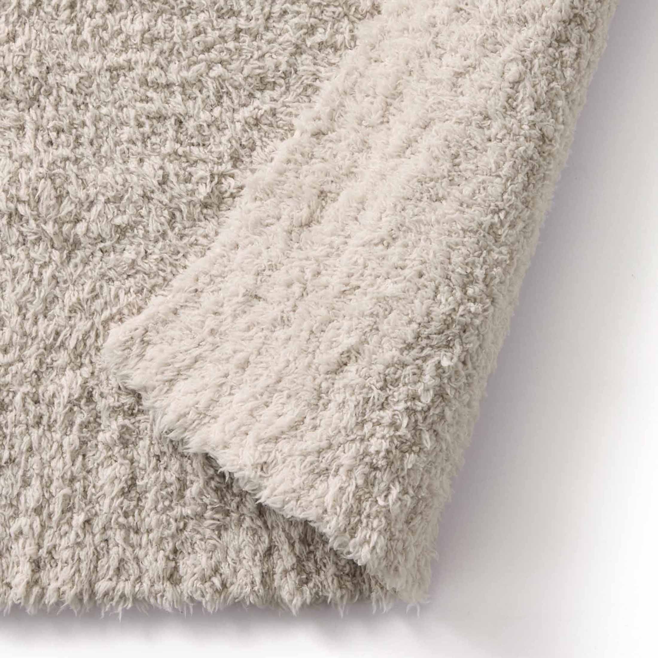 Super Soft Flannel Beige Cozy Knit Throw, 50" x 72" - Cozy Fleece Throw Blanket for Couch & Bed Detail
