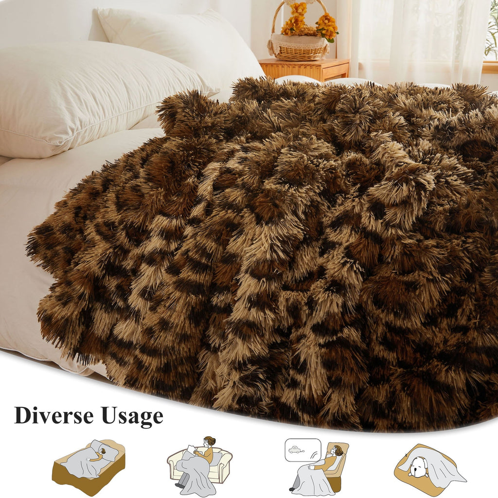 Super Soft Flannel Luxury Faux Fur Leopard Print Throw, Soft 50x60 Cheetah Print Fluffy Blanket, Shaggy Plush Decorative Couch Throw, Cu... - Super Soft Reversible Sherpa Flannel Blanket Detail
