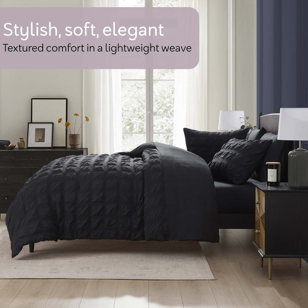 Hypoallergenic Cloud Queen Comforter Set, Seersucker Queen Size Comforter Set, 7-Pc All Season Bedding Comforter Set, Black - All-Season Down Alternative Comforter Insert Detail