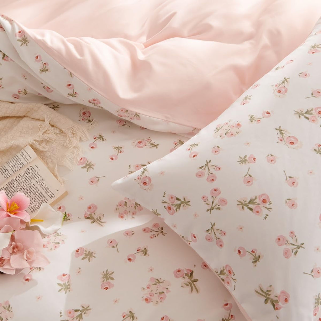 Fluffy Down Alternative Pink loyalty Floral Comforter Queen Sets, 3 Pieces Chic Botanical Pink White Floral Reversible Comforter for All Season - Luxurious Quilted Duvet Cover Set Detail