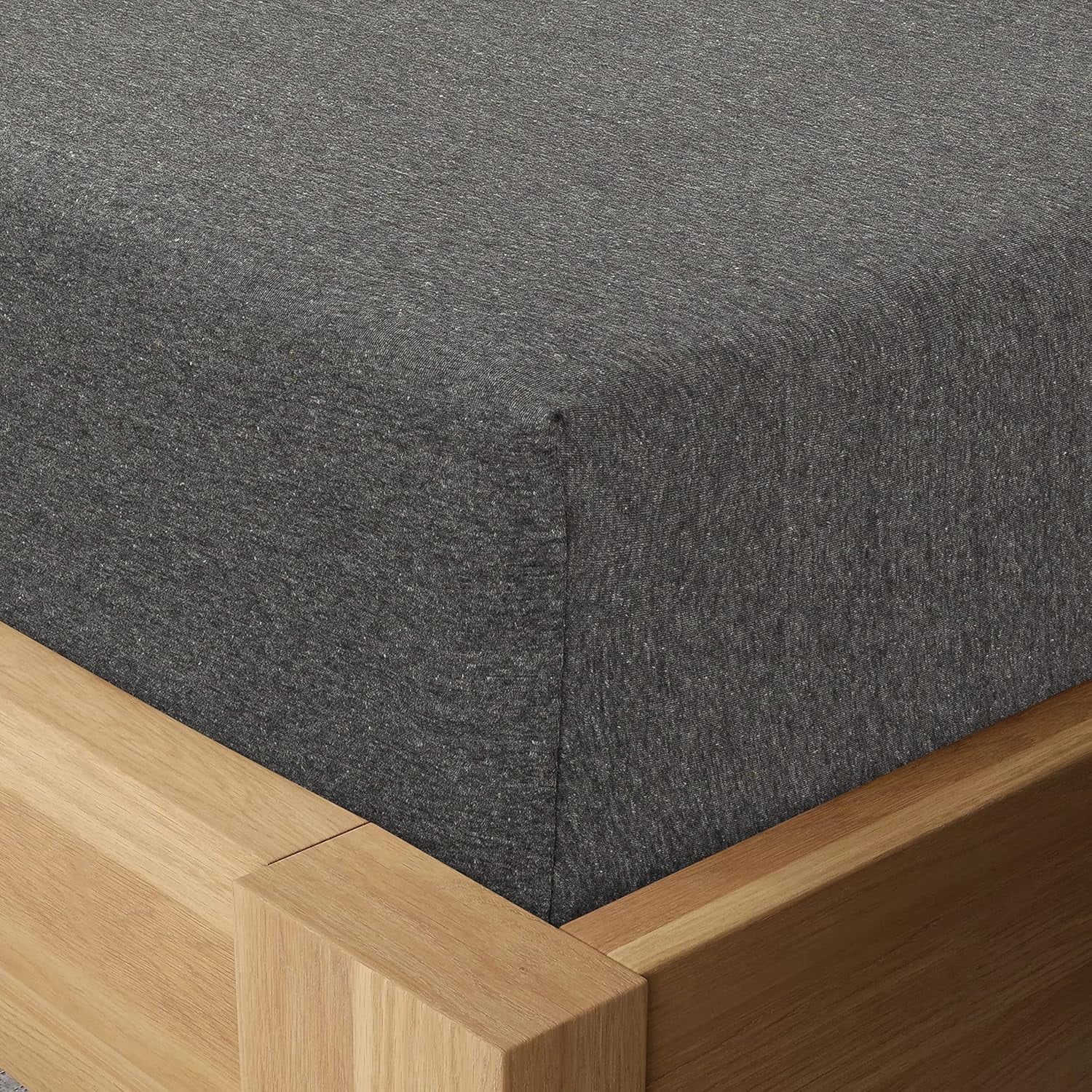 Ultra-Soft Jersey Sheet Set - 4 Pieces Queen Cotton Sheets Set - Stretchable Ultrasoft Luxury Knit Bed Linen (Dark Gray, Queen) - Breathable Egyptian Cotton Flat & Fitted Sheets Detail