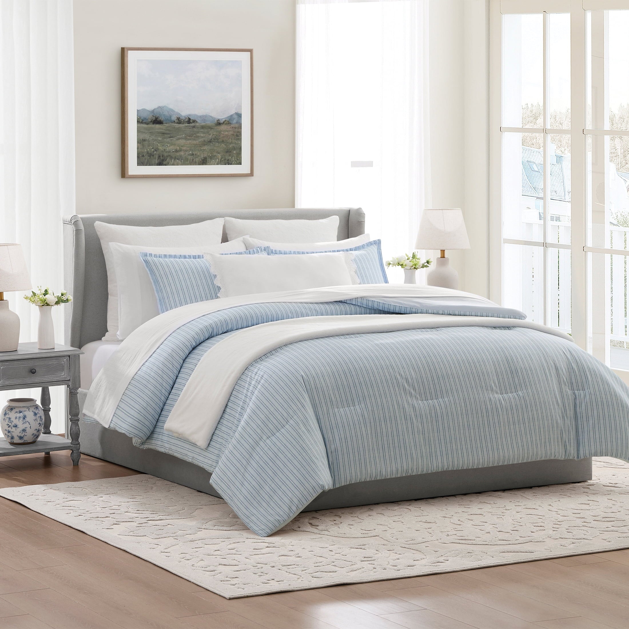 Hypoallergenic Cloud Stripe 11-Piece Comforter Set with Sheets, Blue, Queen - Hypoallergenic Ultra-Fluffy Quilt for Winter Detail