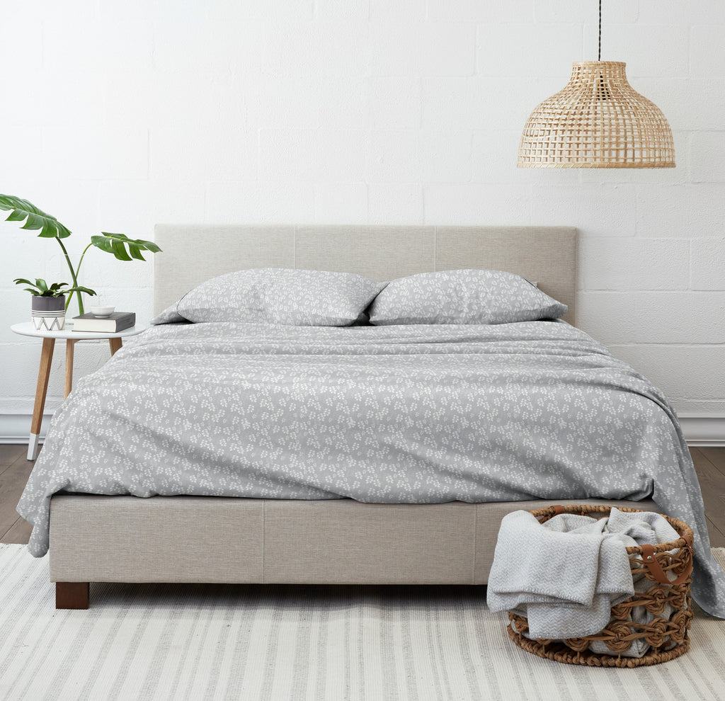Wrinkle-Resistant 4 Piece Pattern Microfiber Bed Sheets Set, Gray Wheat, Full - Breathable Egyptian Cotton Flat & Fitted Sheets Detail