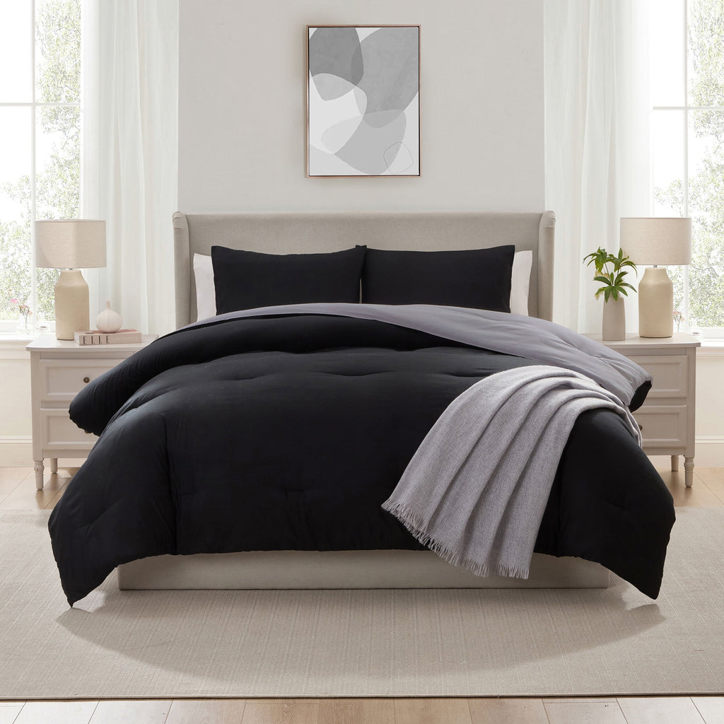 Heavyweight Warmth Comforter Sets, All Season Lightweight Reversible Queen Comforter Set, 3-Pc Bedding Sets, Black/Charcoal gray - Cloud-Like Soft Lightweight Bed Comforter Detail