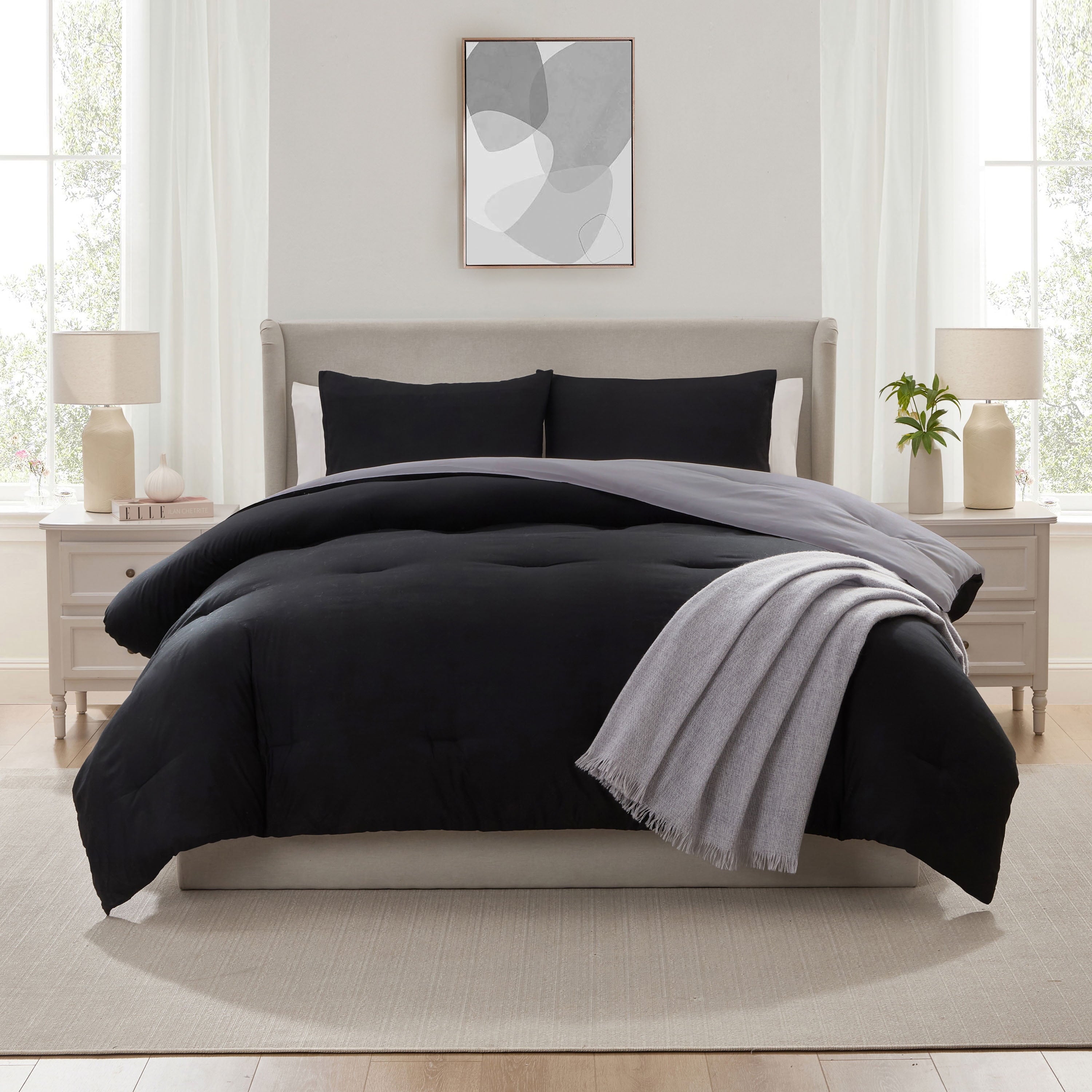 Heavyweight Warmth Comforter Sets, All Season Lightweight Reversible Queen Comforter Set, 3-Pc Bedding Sets, Black/Charcoal gray - Cloud-Like Soft Lightweight Bed Comforter Detail