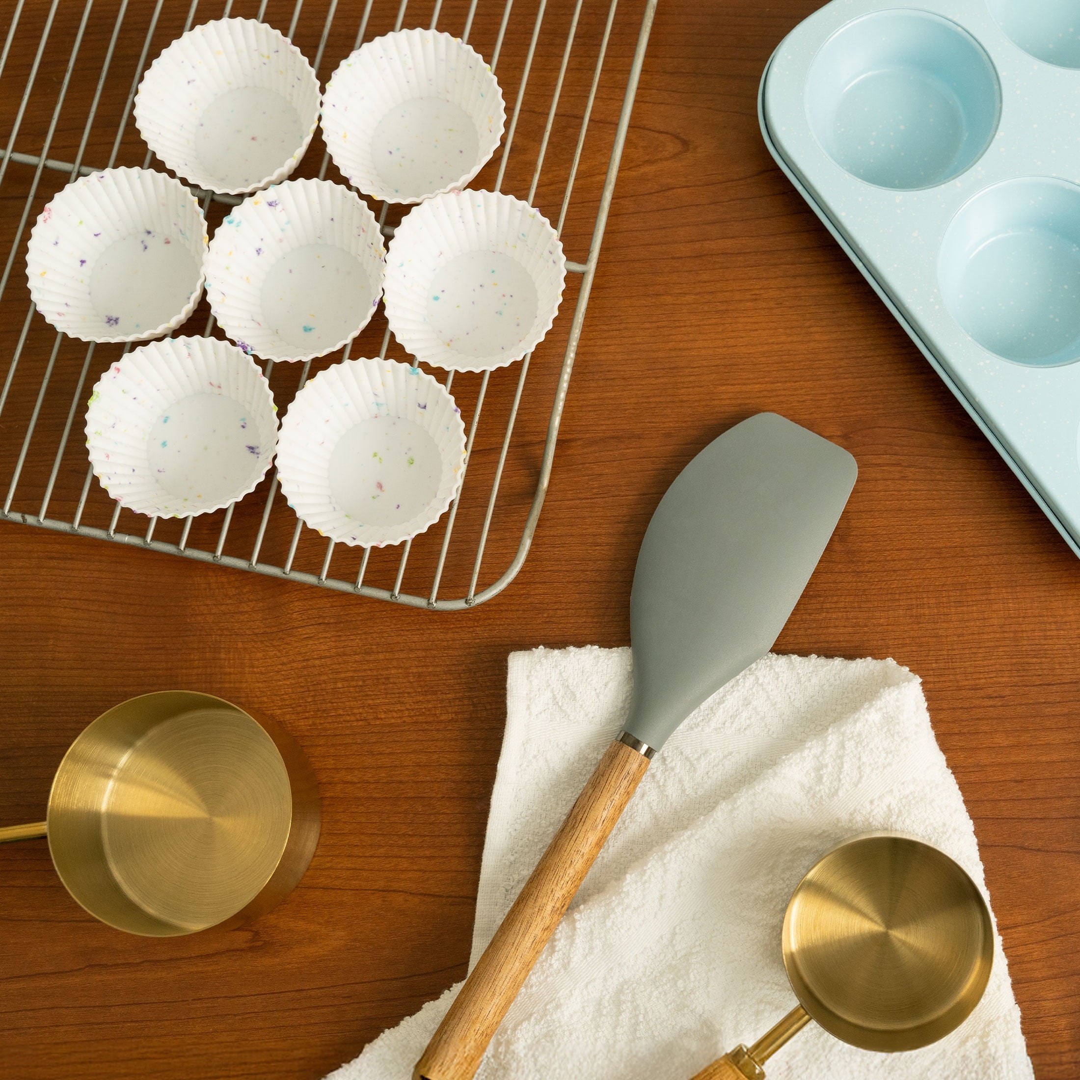 Time-Saving Reusable Non-Stick Silicone Baking Cups (12 Pack) - Standard Size - Confetti - Innovative Kitchen Helper for Modern Cooking Detail