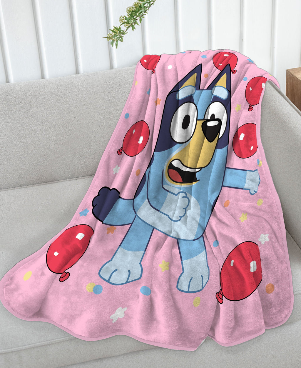 Reversible Sherpa Balloon Party 46" x 60" Throw Blanket, Kids, Pink, Microfiber - Lightweight Plush Warm Blanket for All Seasons Detail