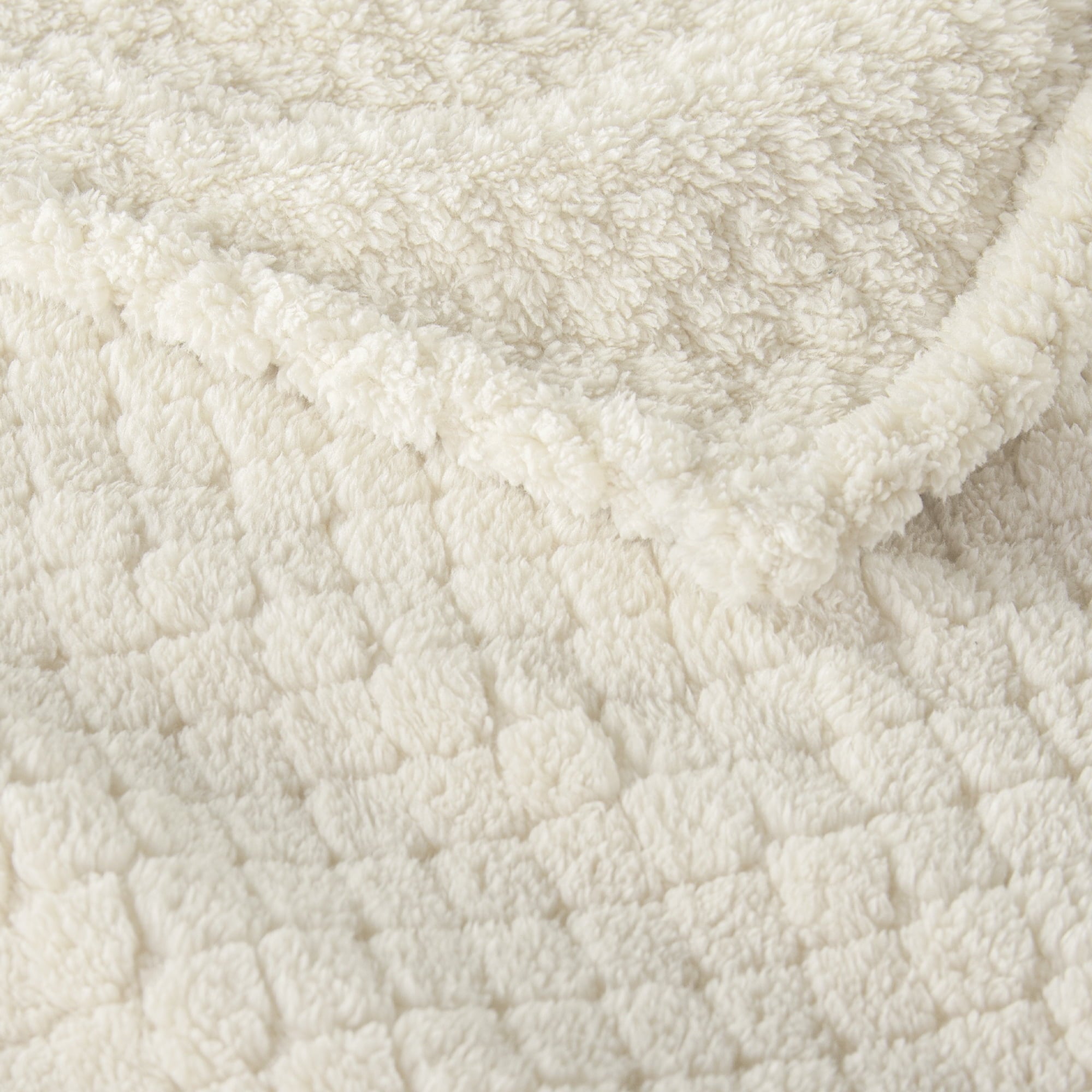 Super Soft Flannel Fleece Throw Blanket for Couch, Super Soft Jacquard Bed Blanket, Lightweight Fuzzy Warm for All Seasons, 50x60 Inches... - Super Soft Reversible Sherpa Flannel Blanket Detail