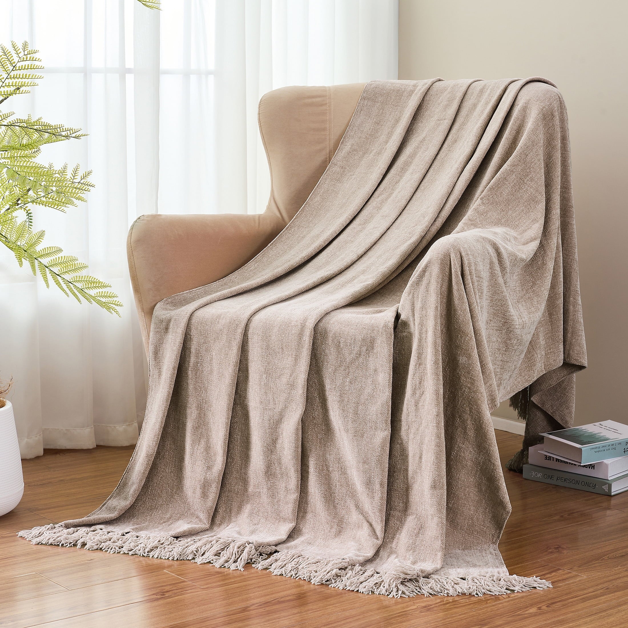 Cozy Fleece Chenille Throw Blanket with Fringe Tassel for Couch Sofa Chair Bed, Taupe 50" X 60" - Super Soft Reversible Sherpa Flannel Blanket Detail
