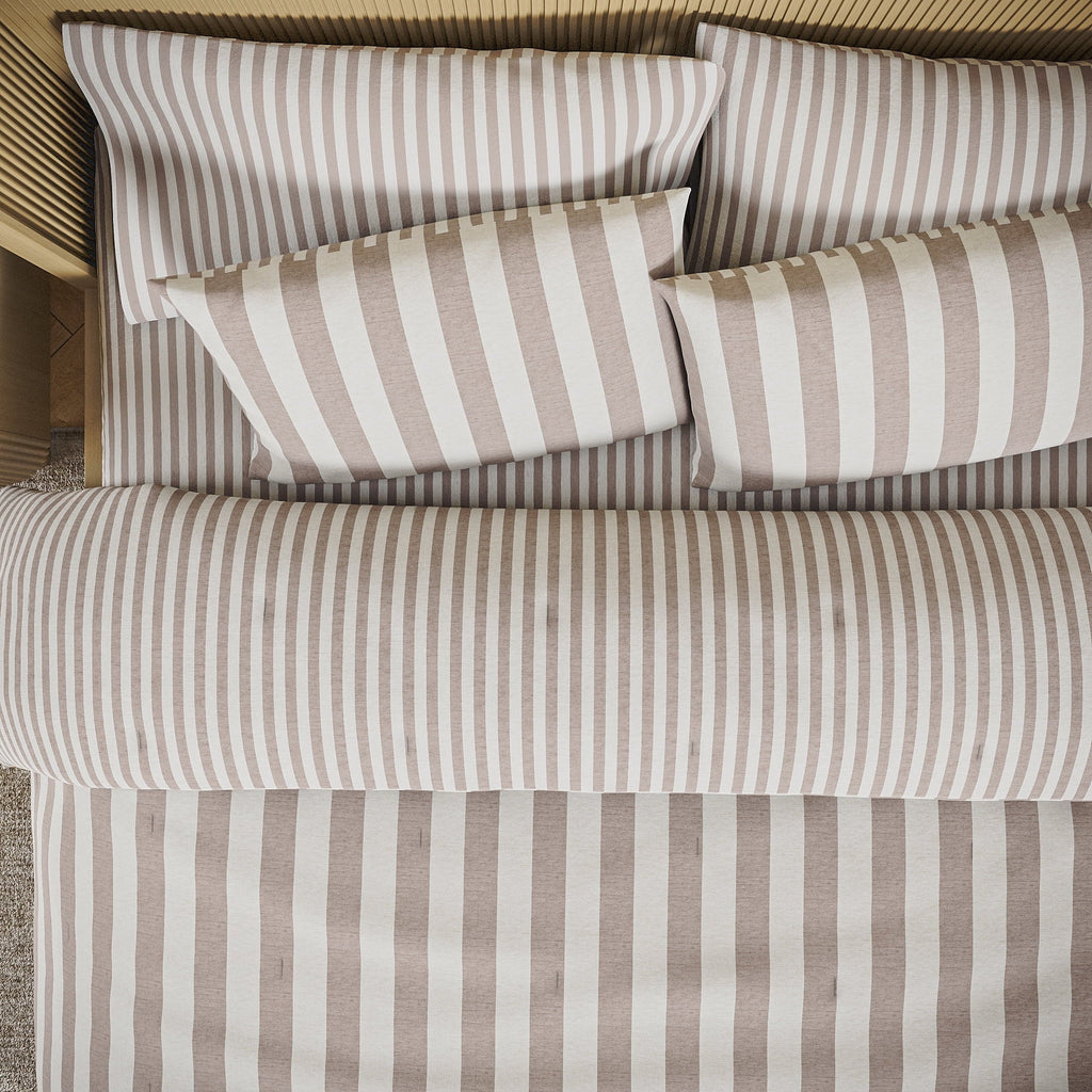 Fluffy Down Alternative 100% Cotton Striped 3-Piece Natural Comforter Set, Full/Queen - All-Season Down Alternative Comforter Insert Detail