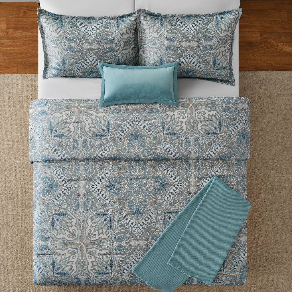 Heavyweight Warmth Full/Queen Comforter Set, All-Season, 5-Piece, Teal Jacquard Medallion - Cloud-Like Soft Lightweight Bed Comforter Detail