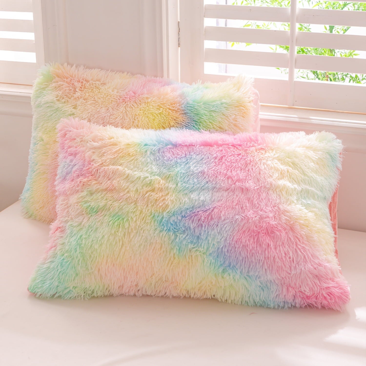 Hypoallergenic Cloud 3Pcs Pink Faux Fur Twin Comforter Set for Girls Tie Dye Rainbow Kid Bed Set Plush Shaggy Bedding Sets Fuzzy Bed Comfo... - Luxurious Quilted Duvet Cover Set Detail