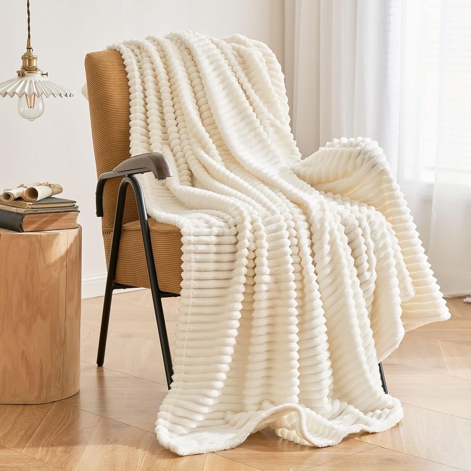 Super Soft Flannel Extra Soft with Strip, Plush Fuzzy Cozy Bed s and s for Couch,Bed,Sofa,Lightweight and Versatile s for Office Bedroom... - Luxury Knitted Decorative Throw Blanket with Fringes - Default Title